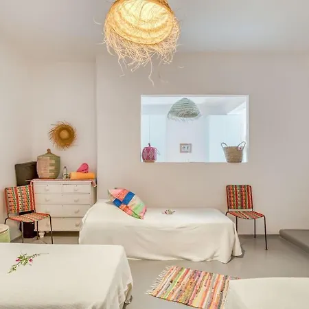 La Magnifique Isterni (Paros)